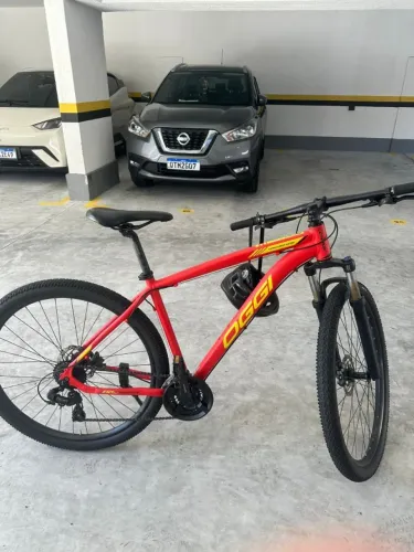 Bicicleta OGGI 27 HACKERS HDS tam 17 usada