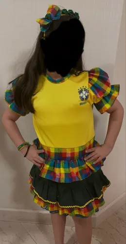 Vestido Junino Copa Brasil 8-10 anos