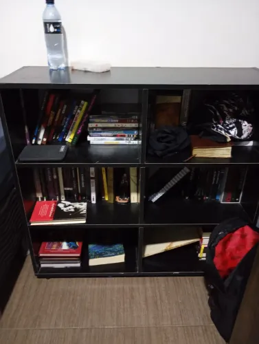 Livreira de chão 6 espaços