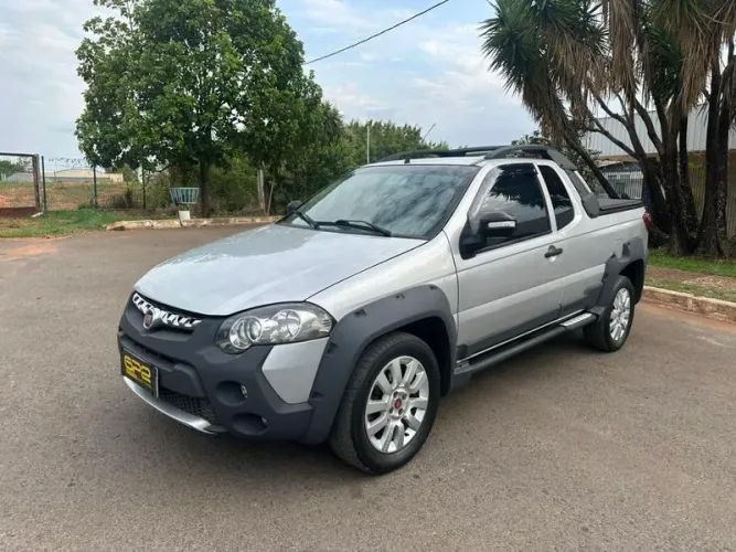 Fiat Strada Adventure 1.8/ 1.8 Locker Flex CE 2016