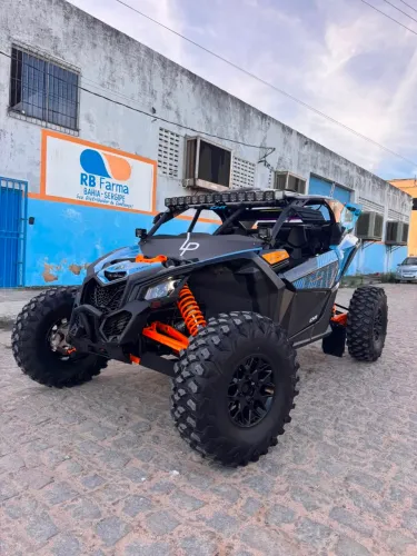 CAN AM MAVERICK X3 TURBO