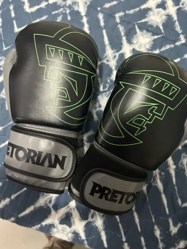 LUVA DE BOXE PRETORIAN 16oz (excelente estado)