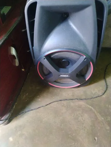Caixa de som Moundial Amplificada