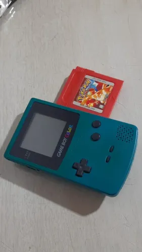 Game boy color + pokemon