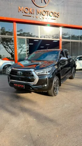 Toyota Hilux CD SRX 4X4 2.8 TDI 16V Diesel Aut. 2023