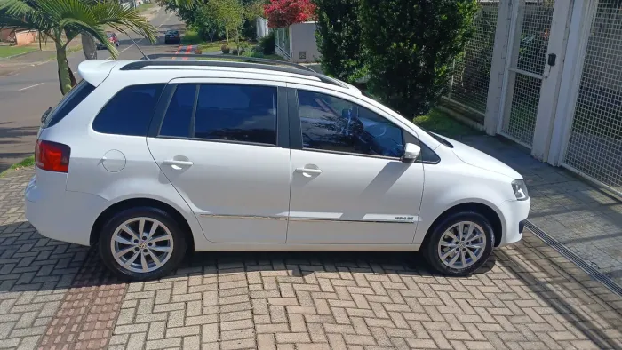 Volkswagen Spacefox Sportline/highline 1.6 T.flex 2014
