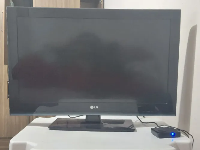 Vendo TV usada funcionando