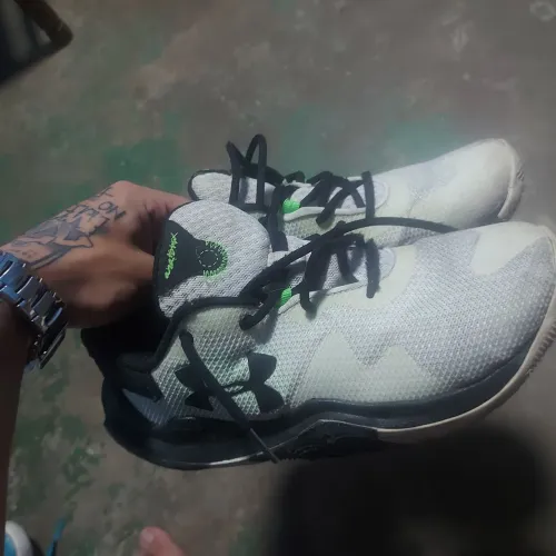 Tênis esportivo pra HOJE !!!!