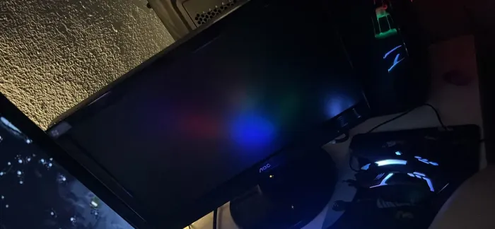 Monitor AOC funcionando