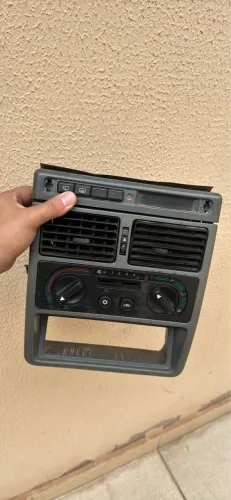 CONSOLE FIAT UNO COM COMANDO AR CONDICIONADO