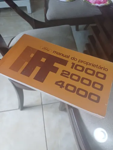 Manual do Proprietario da F1000 1981