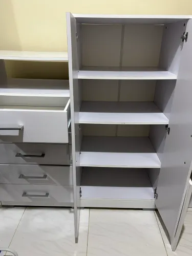 Cômoda branca 5 gavetas