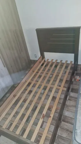 Cama de solteiro 