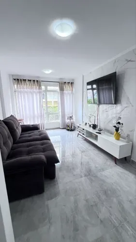 Permuta em casa , sobrado ou sala comercial térrea 