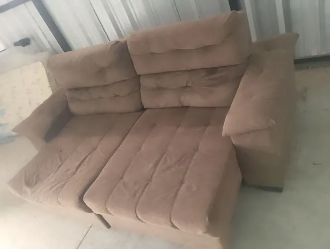 Vende sofá retrátil marron