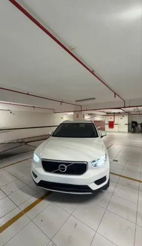 Volvo XC40 T-5 Momentum 2.0 252cv AWD 2020