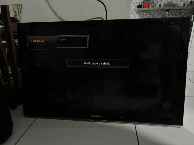 Televisão para conserto