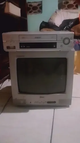 Televisão antiga