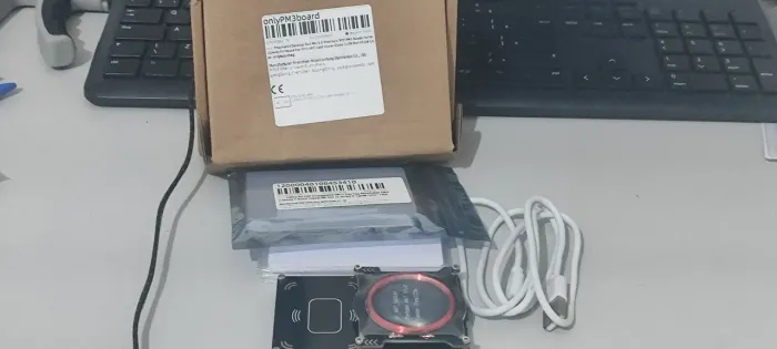 Proxmark3 easy + card