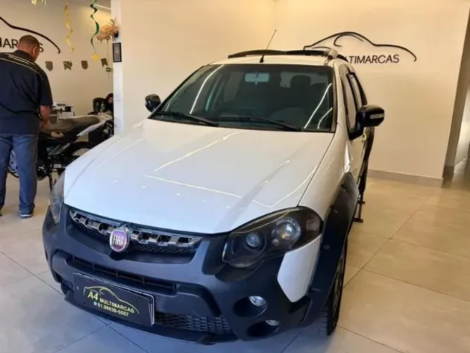 Fiat Palio Weekend Adventure Locker 1.8 Flex 2017
