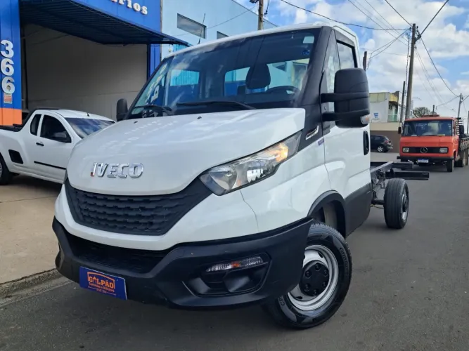 Iveco Daily Chassi 35s14 3.0 16V Diesel Mec. (e5) 2022