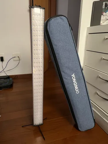 Bastão de Led  Yongnuo Yn660 + 2 Baterias  + 2 Carregadores + Fonte