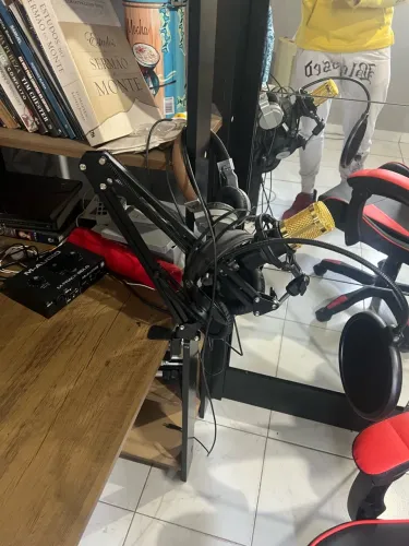 Equipamento para produzir música