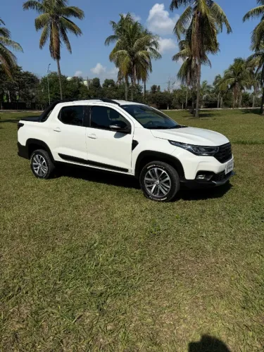 Fiat Strada Volcano 1.3 Flex 8V CD Aut. 2023