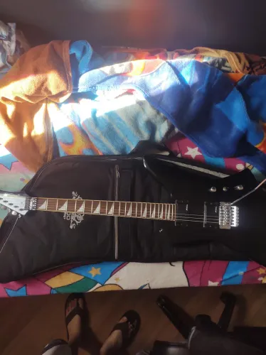 Guitarra Floyd Rose