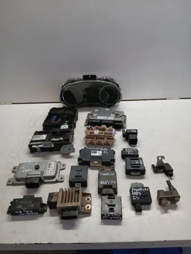 KIT MÓDLO NISSAN FRONTIER 2023 2.3 AUTOMATICA