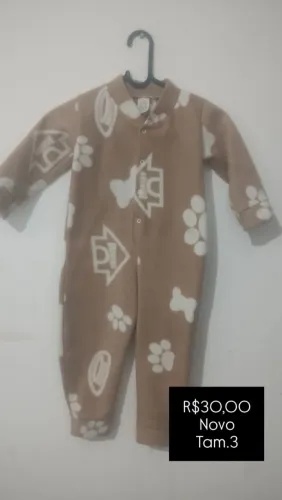 Desapego de roupas infantil menina