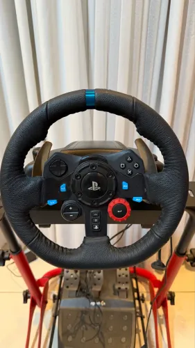 VOLANTE LOGITECH G29 COM PEDAL + SUPORTE COCKPIT