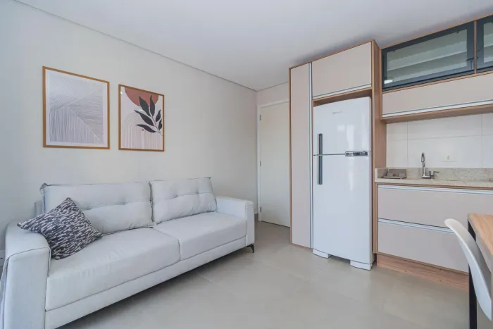 Studio a Venda mobiliado e com vaga de garagem - Edificio Harmony - Agua Verde