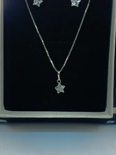 Conjunto colar + brinco estrelar em prata 925