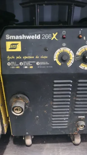MÁQUINA SE SOLDA MIG ESAB 266x