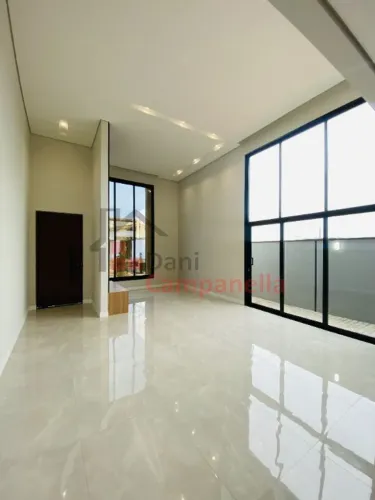Casa com 3 Suítes e Piscina em Pouso Alegre