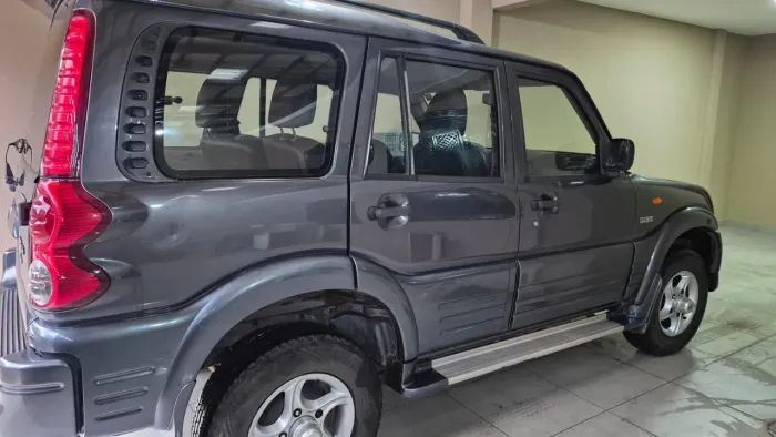 Mahindra Scorpio GLX SUV 2.6 TB Diesel Crde 4WD 2008