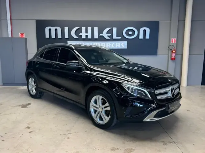 Mercedes-Benz GLA 200 Adv. 1.6/1.6 TB 16V Flex Aut. 2017