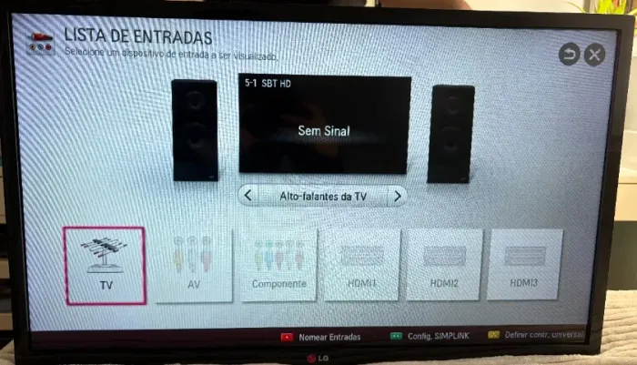 TV LG 32" LED HD com Wi-Fi (32LN570B) funcionando perfeitamente