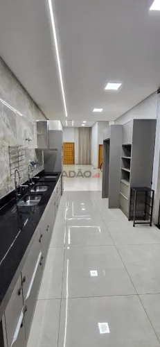 Casa 3 suítes no Jardim Atlântico
