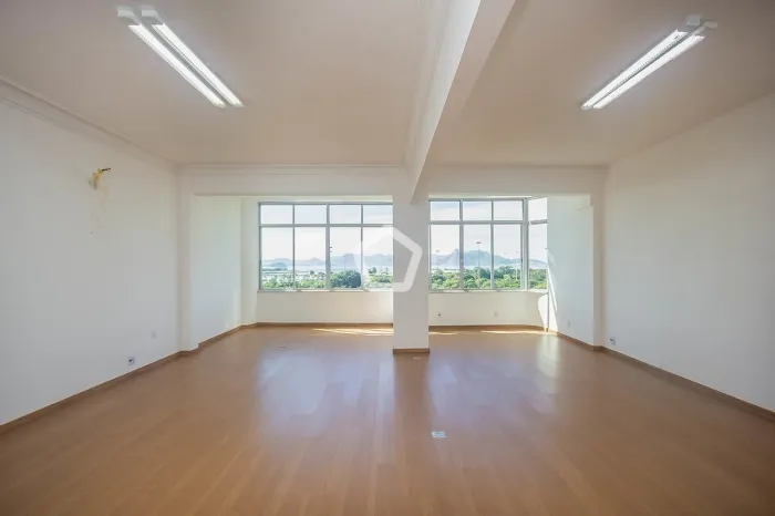 Apartamento em Glória