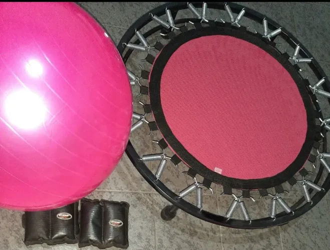 Mini Trampolim, Jump rosa, semi-novo, perfeito estado