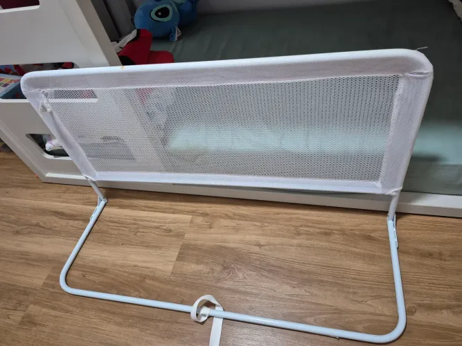 Grade de proteção para cama infantil