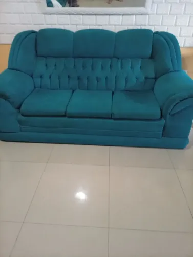 Sofá 3 lugares confortável. Valor baixo pra vender rápido