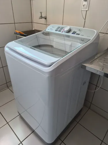 Máquina de lavar Panasonic 15kg