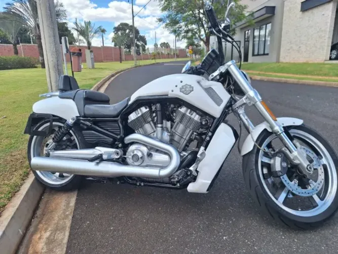Harley-Davidson V-Rod 1250cc Muscle Vrscf 2014