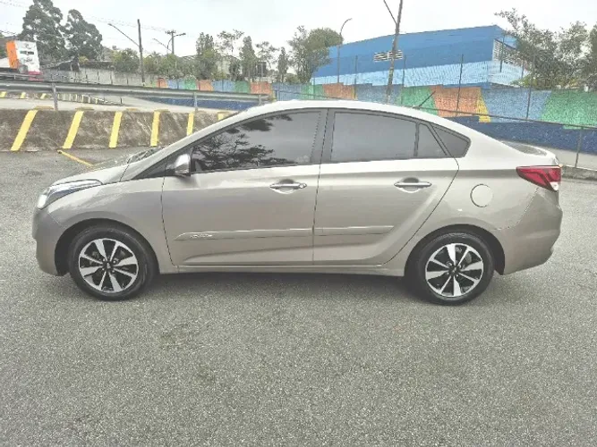 Hyundai HB20S C.style/c.plus1.6 Flex 16V Aut. 4P 2017
