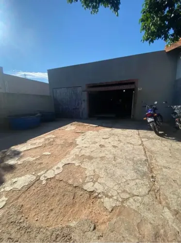 GALPAO COMERCIAL A VENDA NO CEL. ANTONINO