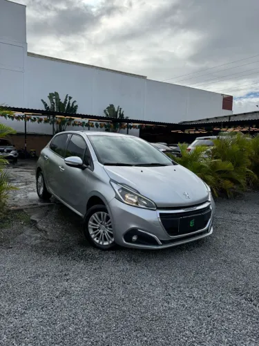 Peugeot 208 Allure 1.2 Flex 12V 5P Mec. 2017