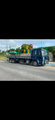Caminhão bitruck ano e modelo 2014. Excelente estado, pronto para trabalhar